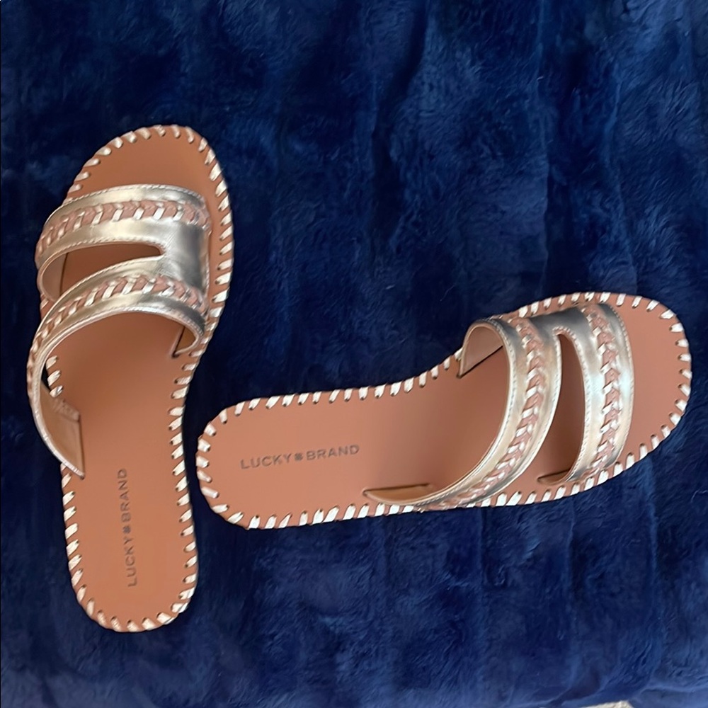 NIB Lucky Brand Zanora Leather Flat Sandals - Picture 11 of 15